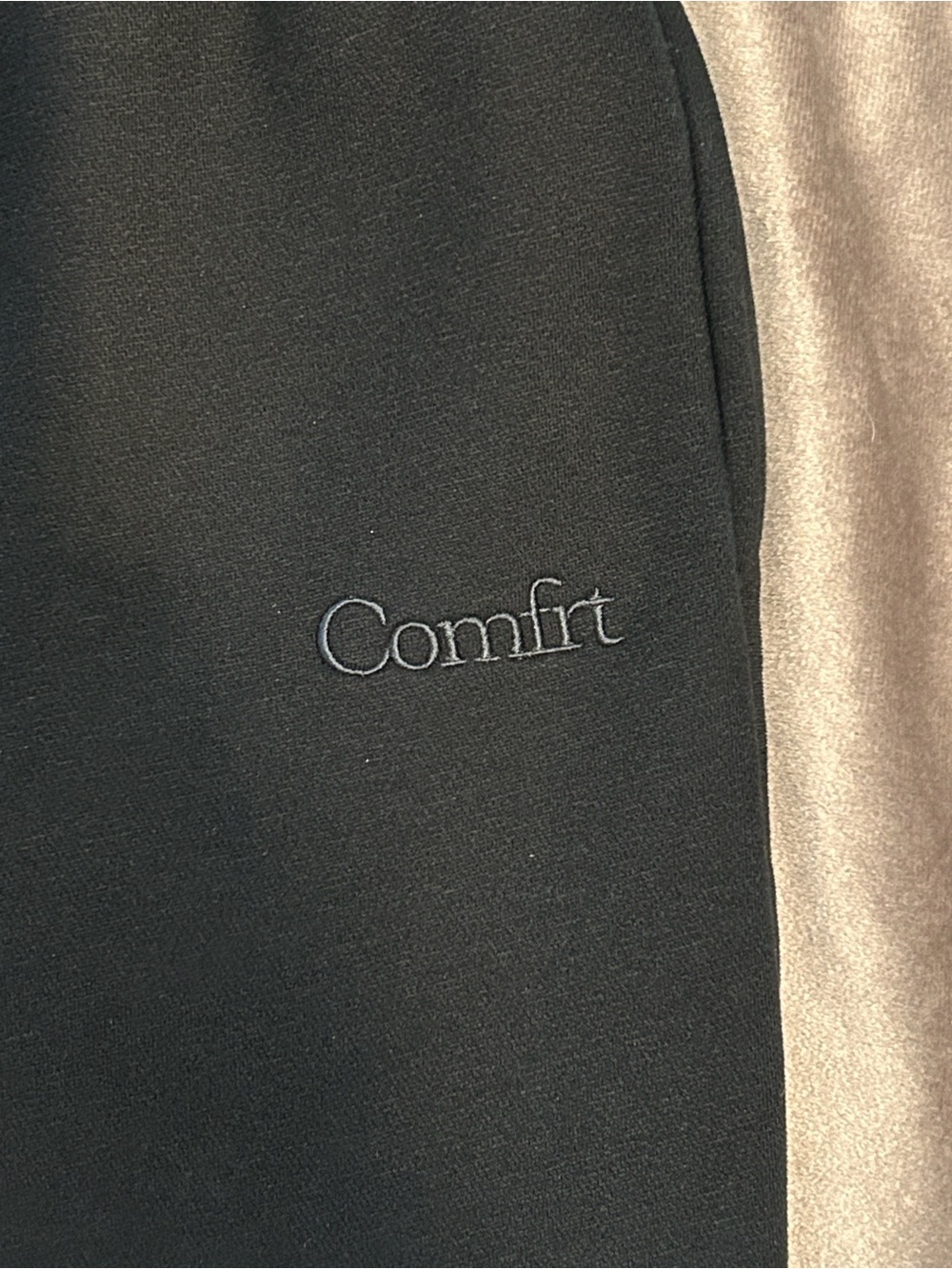 Comfrt Signature Sweatpants - Picture 5 of 10